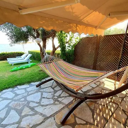 Tatil Evi Glyfada Beachfront House 13 *