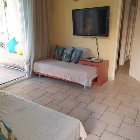 Tatil Evi Glyfada Beachfront House 13 *