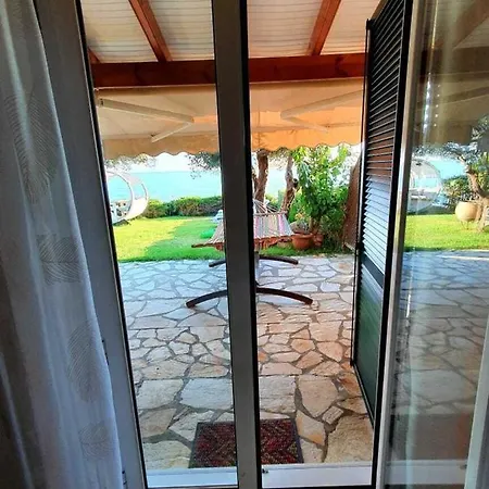 Tatil Evi Glyfada Beachfront House 13 *